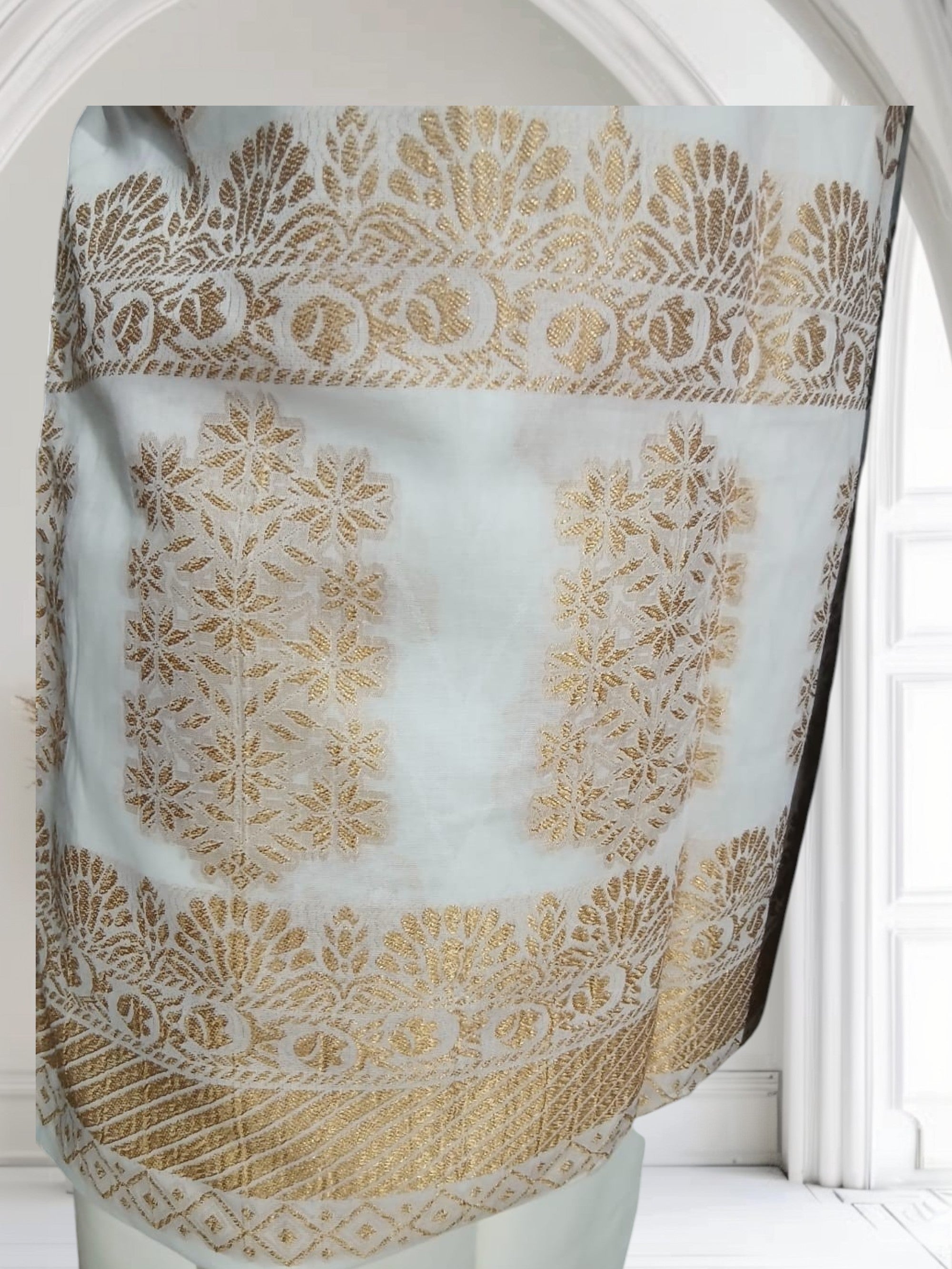 🌸 Limelight Jacquard Lawn – 3 Piece Suit 🌸