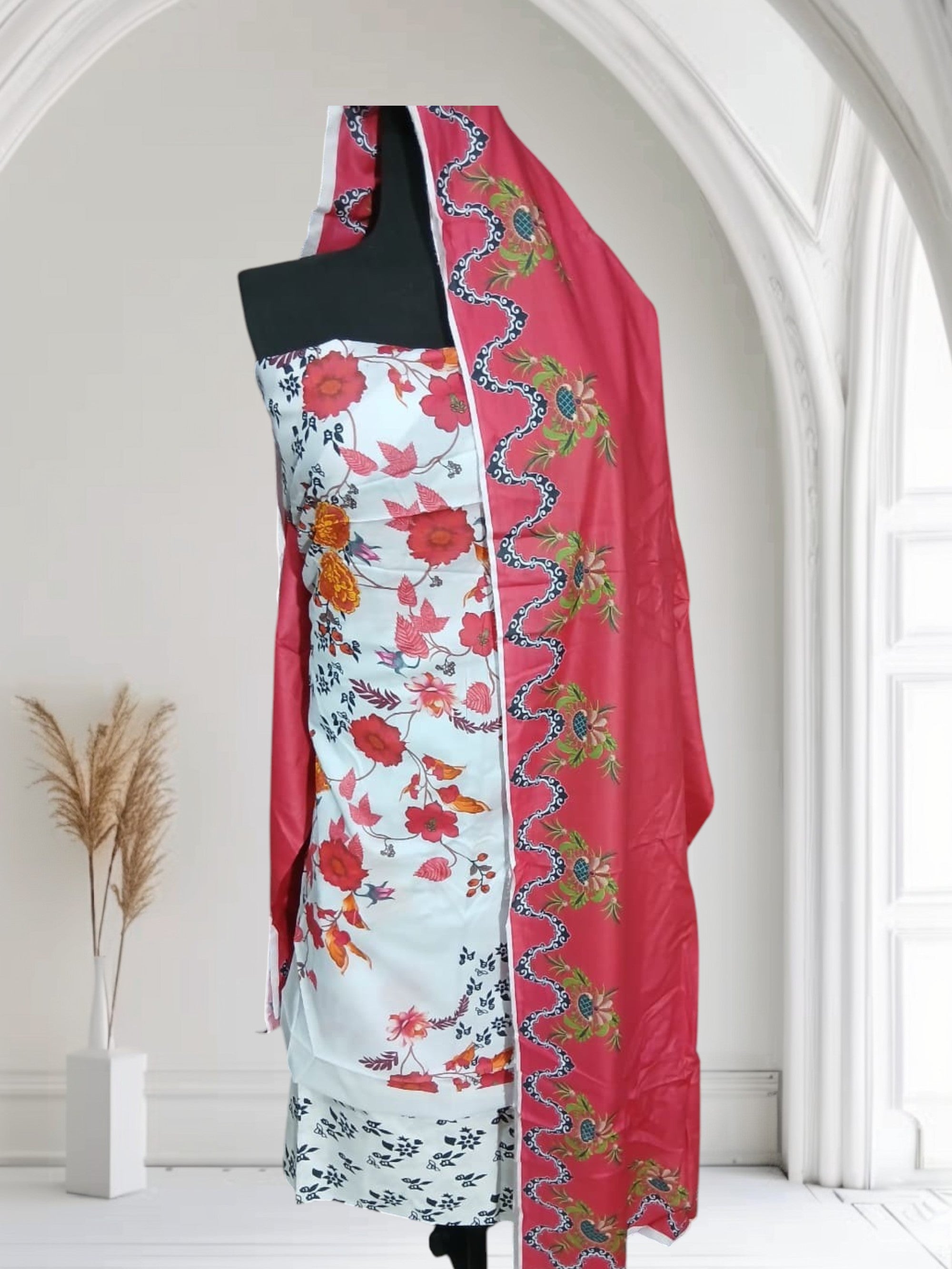 🌸 Carizma C-Print Lawn – 3 Piece Suit 🌸