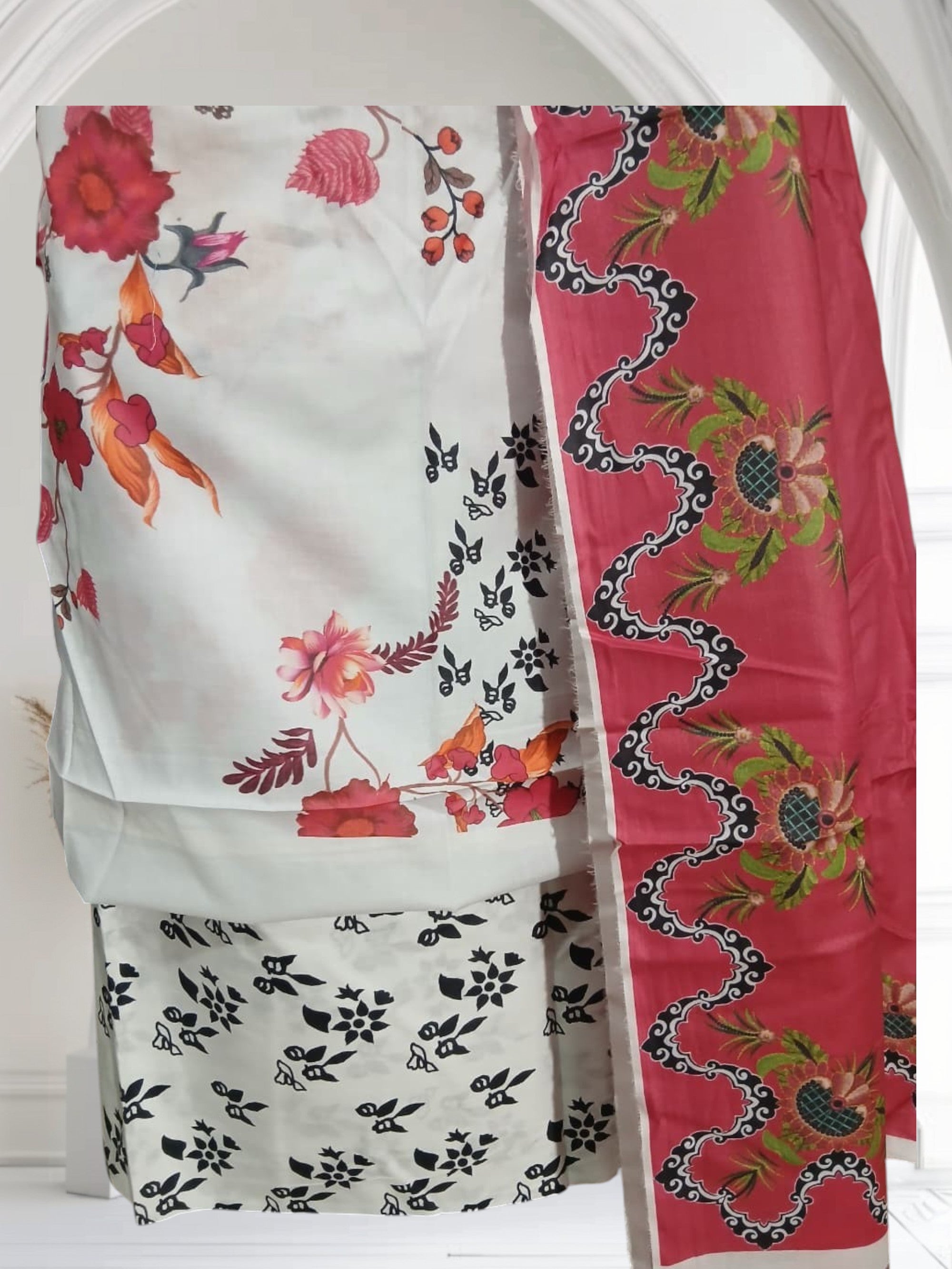 🌸 Carizma C-Print Lawn – 3 Piece Suit 🌸