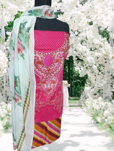 🌸 3 Piece Embroidered Lawn Suit 🌸